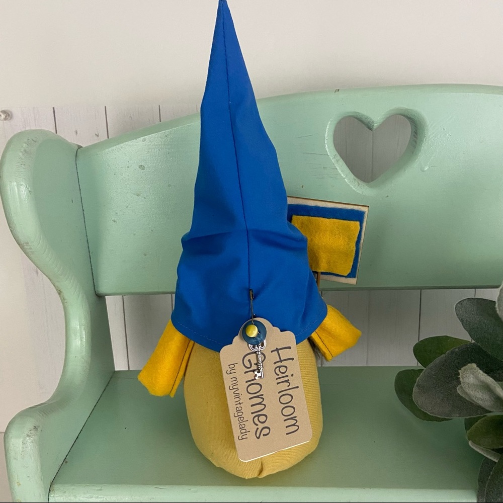 CHAT PAGE - Picture 8 of 14